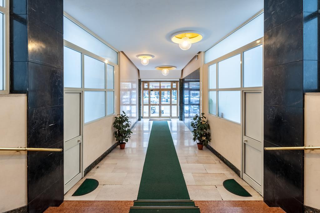 Vatican Rose Aparthotel Rome Exterior photo